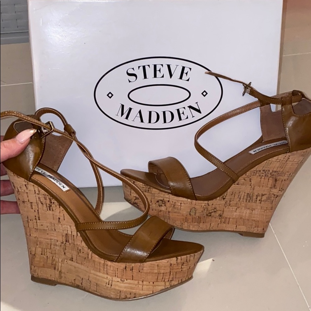 Steve Madden wedges